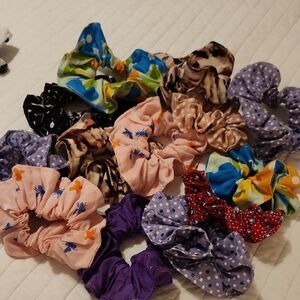 3 FPR 5 DOLLColorful Scrunchie Set 3 For 5